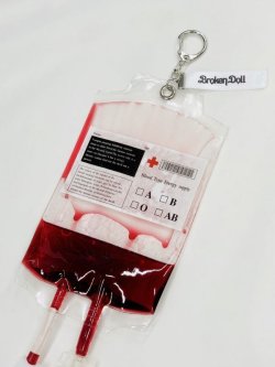 画像1: 血液バック キーホルダー 　 医療系、メンヘラ、ナースコスプレ